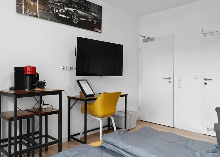 4, Direkt Am Bahnhof Aachen